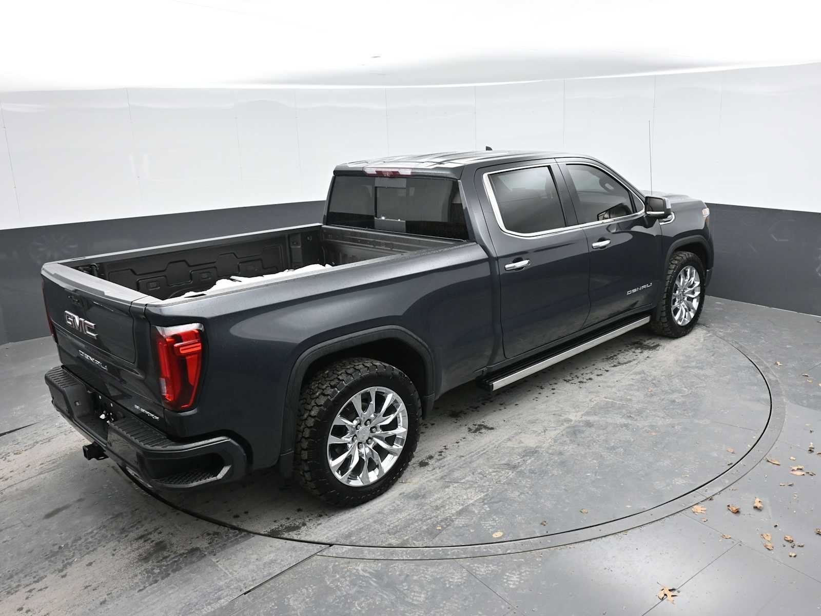 Used 2021 GMC Sierra 1500 Denali w/ Denali Ultimate Package AWD/4WD image 21