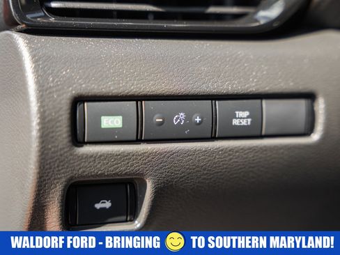 Used 2023 Nissan Sentra SR w/ SR Premium Package image 43