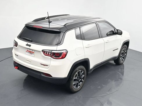 Used 2019 Jeep Compass Trailhawk w/ Popular Equipment Group AWD/4WD image 26