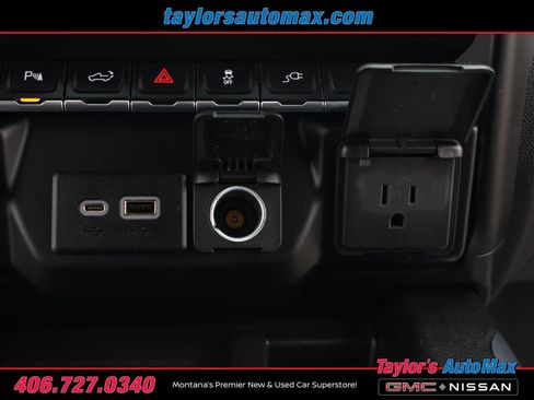 Used 2020 GMC Sierra 3500 Denali w/ Denali Ultimate Package image 27