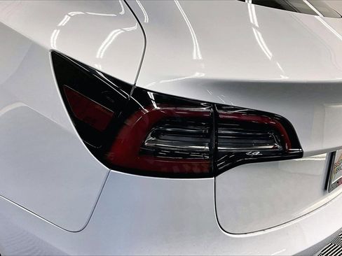 Used 2023 Tesla Model 3 Long Range image 26