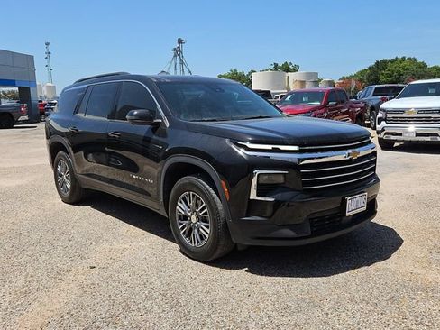 Certified 2024 Chevrolet Traverse LT FWD image 38