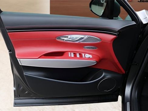 Used 2024 Genesis GV70 2.5T w/ Sport Prestige Package image 25