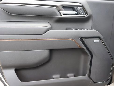 New 2026 GMC Sierra 2500 AT4 w/ AT4 Premium Plus Package image 11