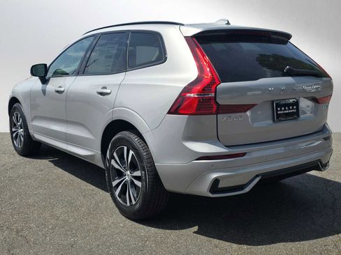 New 2025 Volvo XC60 B5 Core w/ Climate Package image 5