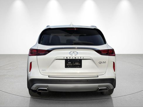 Used 2024 INFINITI QX50 Luxe AWD/4WD image 4