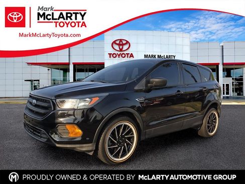 Used 2018 Ford Escape S FWD image 1