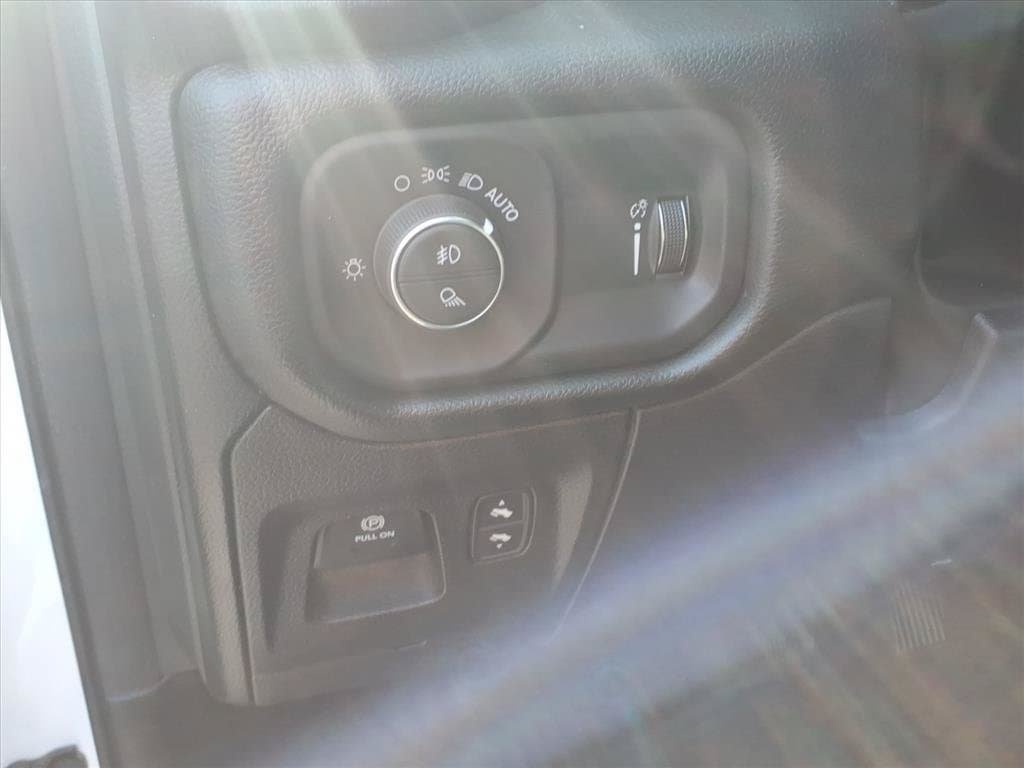 Used 2023 RAM 1500 Lone Star AWD/4WD image 19
