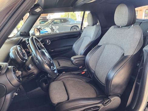 Used 2016 MINI Cooper S image 29