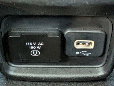 Used 2021 Jeep Compass Latitude image 5