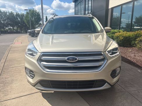 Used 2018 Ford Escape Titanium FWD image 11