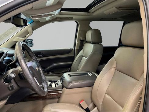Used 2018 Chevrolet Tahoe LT AWD/4WD image 23