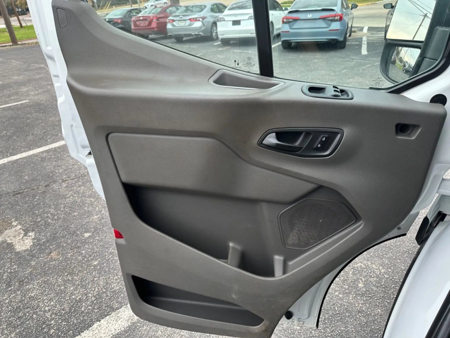 Used 2021 Ford Transit 350 XLT RWD image 30