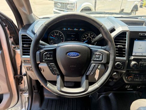 Used 2017 Ford F150 XLT w/ Equipment Group 302A Luxury AWD/4WD image 15