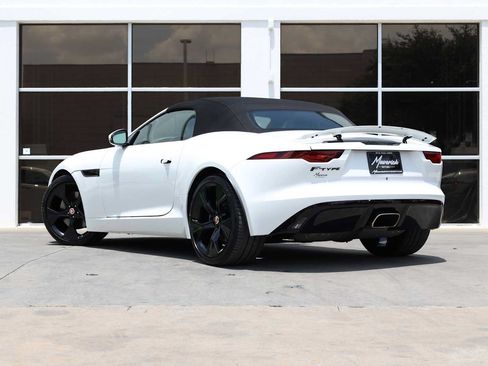 Used 2021 Jaguar F-TYPE Convertible RWD image 11