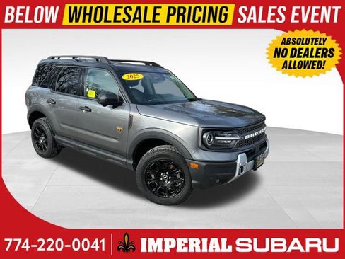 Used 2025 Ford Bronco Sport Badlands AWD/4WD image 1