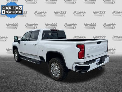 Used 2024 Chevrolet Silverado 2500 High Country w/ Technology Package AWD/4WD image 8