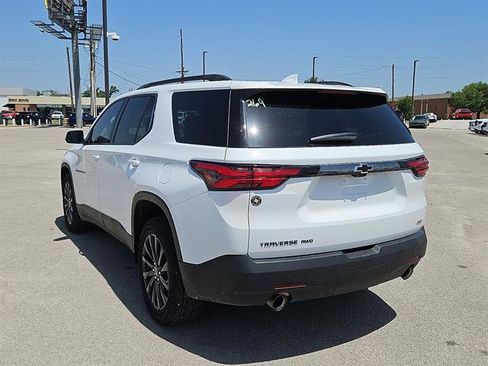 Used 2023 Chevrolet Traverse RS AWD/4WD image 3