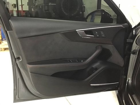 Used 2018 Audi S4 Prestige w/ Prestige Package image 10