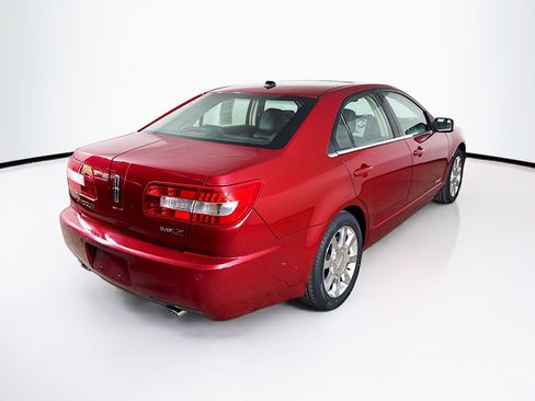Used 2009 Lincoln MKZ image 32