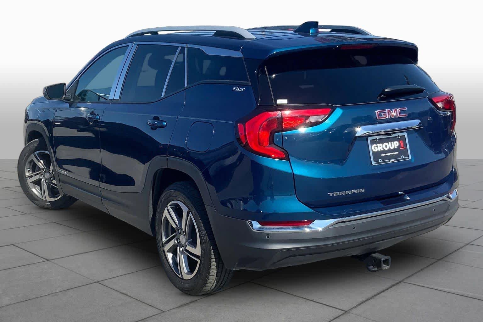 Used 2021 GMC Terrain SLT w/ Infotainment Package II FWD image 12