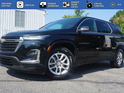 Used 2022 Chevrolet Traverse LS