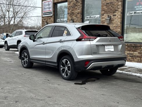Used 2022 Mitsubishi Eclipse Cross SE image 3