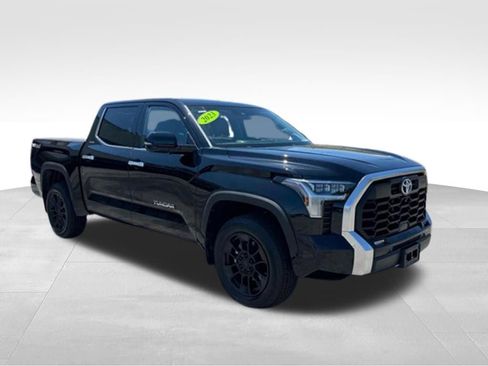 Used 2023 Toyota Tundra Limited w/ TRD Off-Road Package AWD/4WD image 10