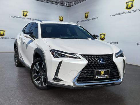 Used 2022 Lexus UX 250h w/ Accessory Package (Z2) AWD/4WD image 3