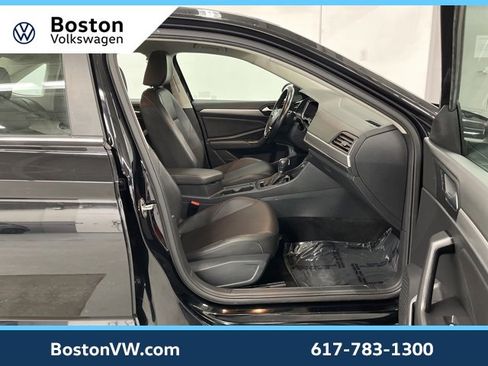 Used 2019 Volkswagen Jetta SE image 11