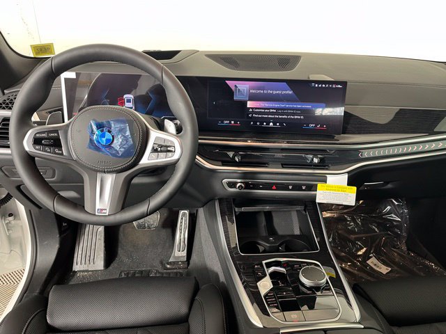 Used 2026 BMW X5 xDrive40i w/ M Sport Package AWD/4WD image 12