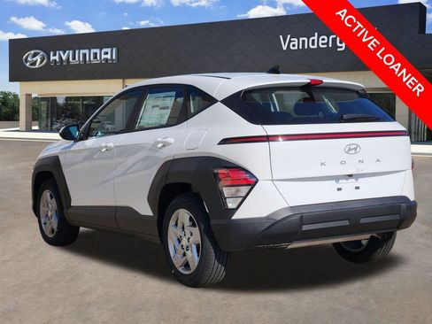 New 2026 Hyundai Kona SE FWD image 3