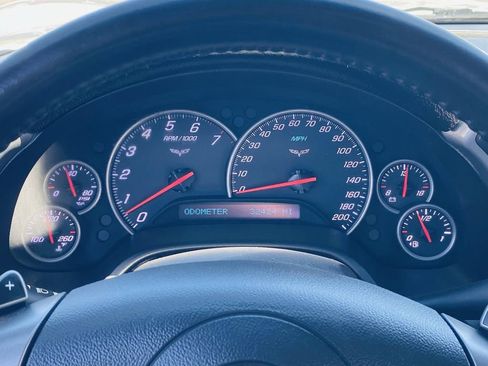 Used 2006 Chevrolet Corvette Convertible RWD image 29