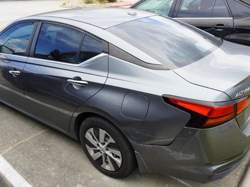 Used 2019 Nissan Altima 2.5 S FWD image 8