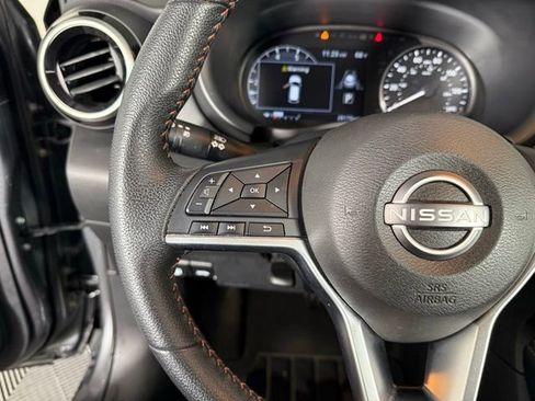 Used 2023 Nissan Kicks SR image 32