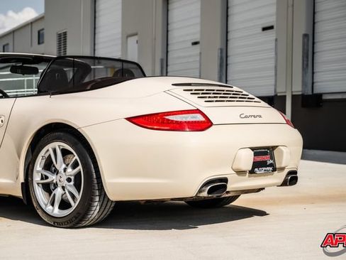 Used 2009 Porsche 911 Carrera RWD image 46