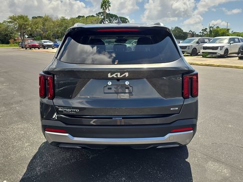 New 2026 Kia Sorento EX FWD image 7