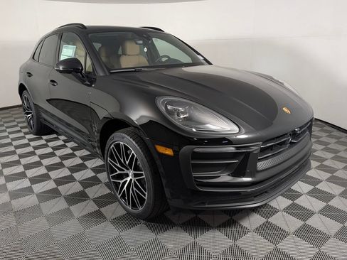 New 2026 Porsche Macan AWD/4WD image 9