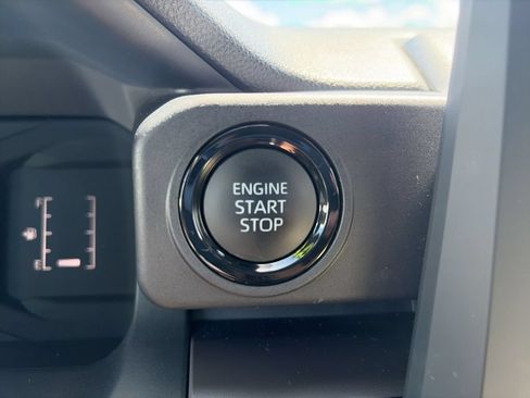 Used 2025 Toyota Tacoma SR5 RWD image 22