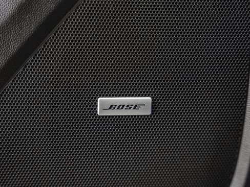 Used 2023 Chevrolet Traverse RS image 43