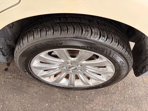 Used 2014 Lincoln MKX AWD w/ Equipment Group 102A image 43