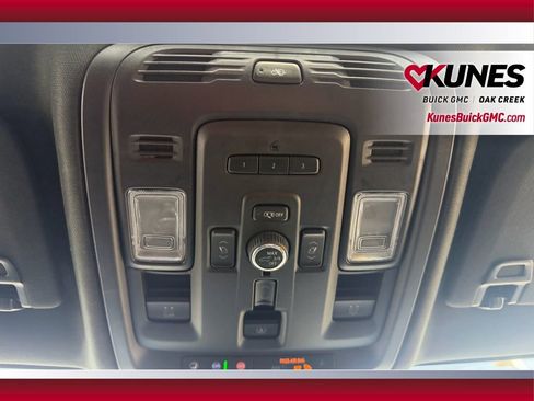 Used 2023 GMC Yukon XL Denali w/ Denali Reserve Package image 24