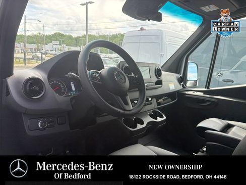 Used 2024 Mercedes-Benz Sprinter 2500 image 17