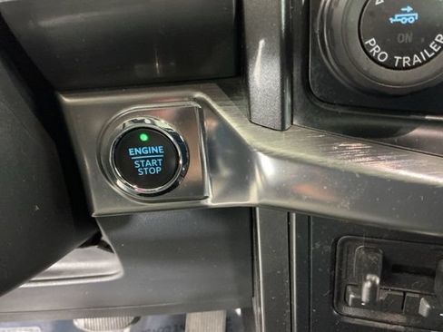 Used 2023 Ford F150 Lariat w/ Equipment Group 502A High AWD/4WD image 28