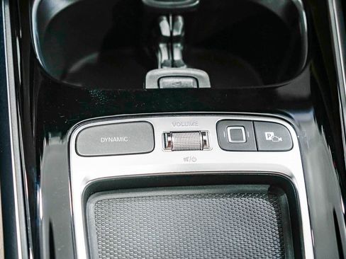 Used 2026 Mercedes-Benz GLB 250 image 22