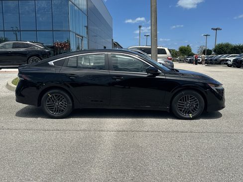 New 2026 Nissan Sentra SV FWD image 6