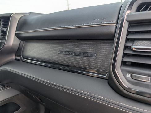 Used 2023 RAM 2500 Limited image 14