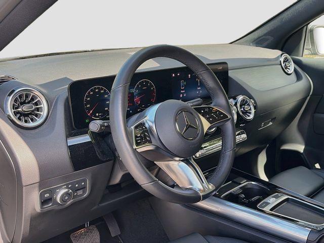 Used 2026 Mercedes-Benz GLA 250 4MATIC image 9