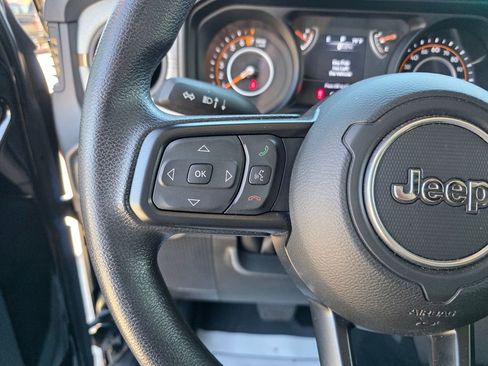 Used 2024 Jeep Gladiator Sport image 26