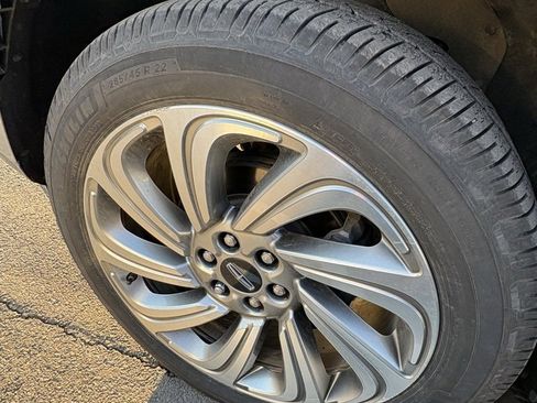 Used 2022 Lincoln Navigator Reserve image 26